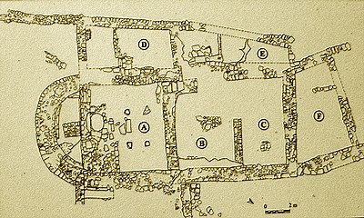 Pianta dei resti dell'Hospitale di San Nicolao di Tea - dalle tavole descrittive del sito archeologico dell'Hospitale di San Nicolao di Tea.