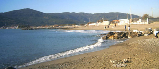 Image of the beach of Marinella di Sarzana